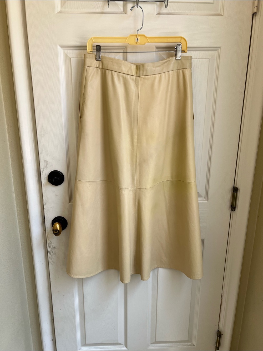 Zara Butter Yellow Maxi Flared Leather Skirt - Picture 2 of 8